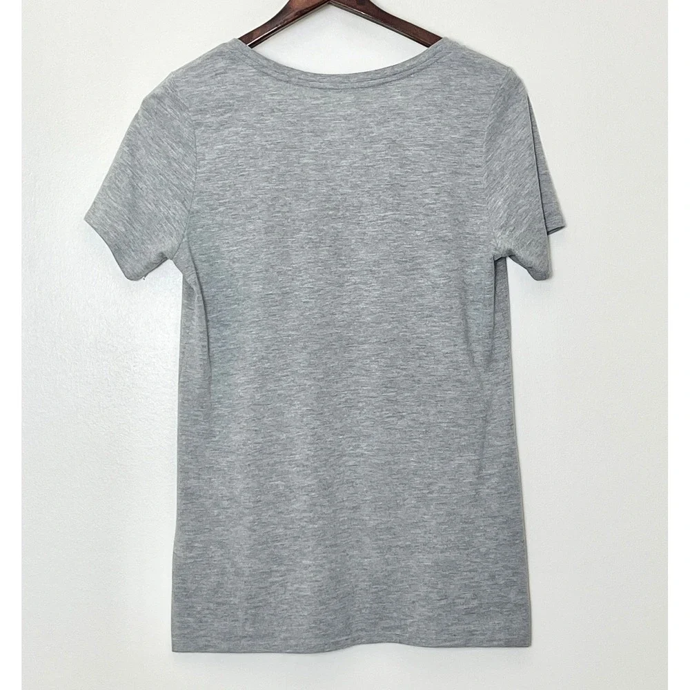 Nike Chicago Cubs V-Neck T-Shirt Women's Medium Gray Let's Go Cubs MLB Baseball